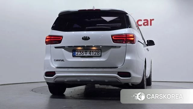 Kia The New Carnival id 4317832 из Кореи 14