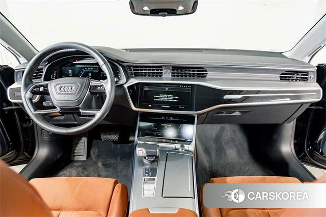 Audi A7L id 3857702 из Китая 16
