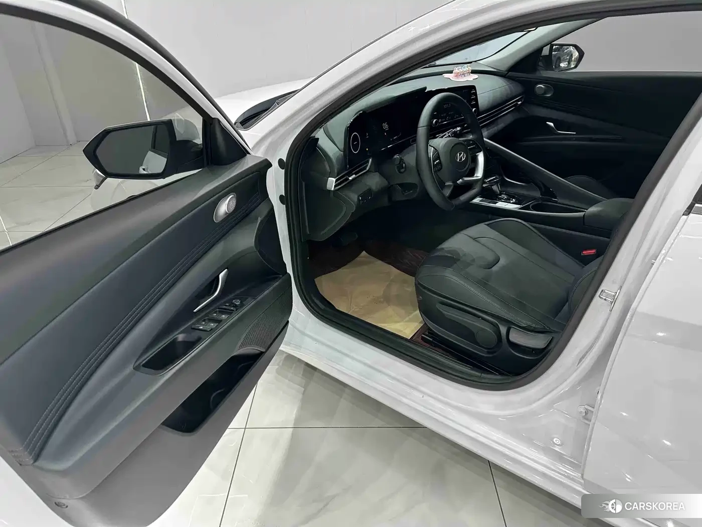 Hyundai Elantra id 4686164 из Китая 16