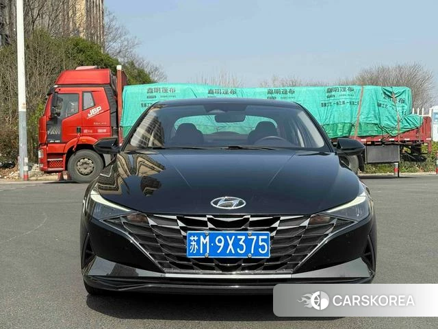 Hyundai Elantra 2022 Черный из Китая, фото 4