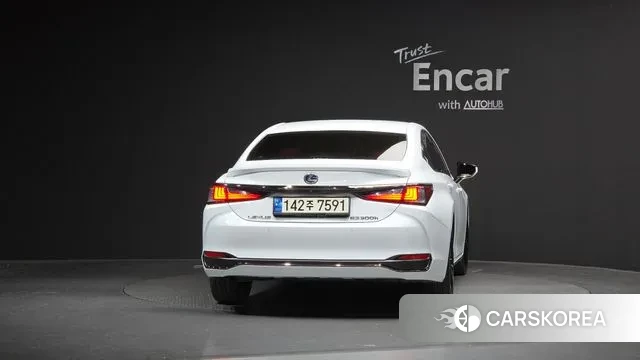 Lexus ES300h 7th generation id 3438162 из Кореи 14