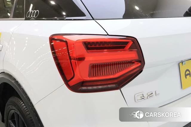 Audi Q2L id 4257721 из Китая 14
