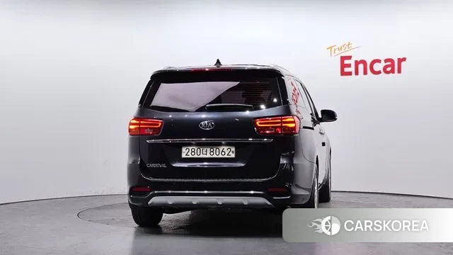 Kia The New Carnival id 3748233 из Кореи 14