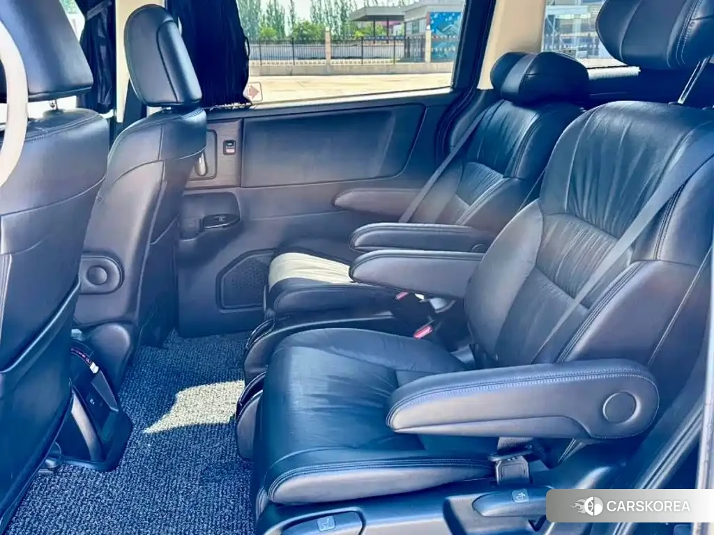 Honda Odyssey 2023 Черный из Китая, фото 4
