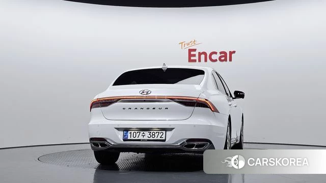 Hyundai The New Grandeur IG Hybrid id 4429560 из Кореи 28