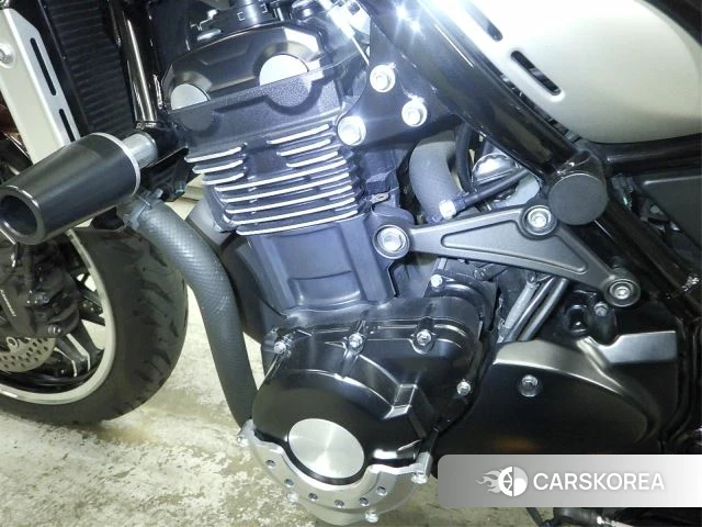 Engine photo