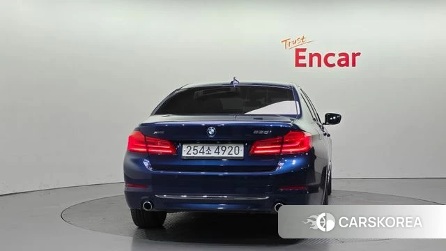 BMW 5 Series (G30) id 4371461 из Кореи 14