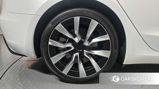 Tesla Model 3 id 4578976 из Кореи 30