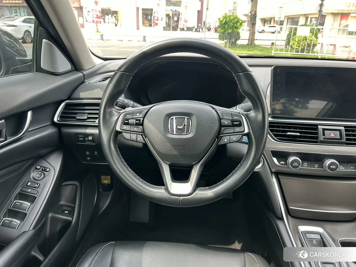 Honda Accord id 4454760 из Китая 15