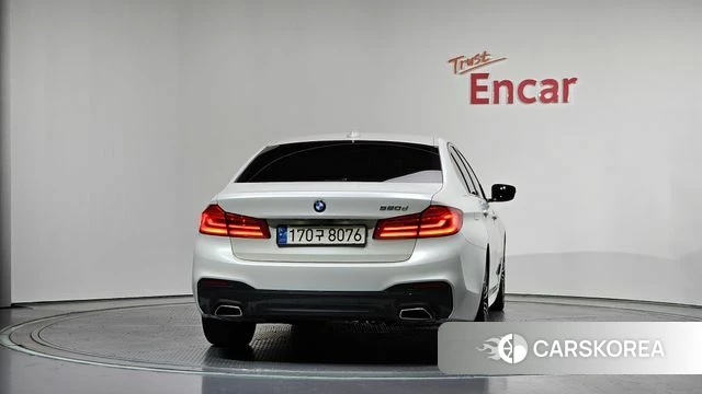 BMW 5 Series (G30) id 4458681 из Кореи 14