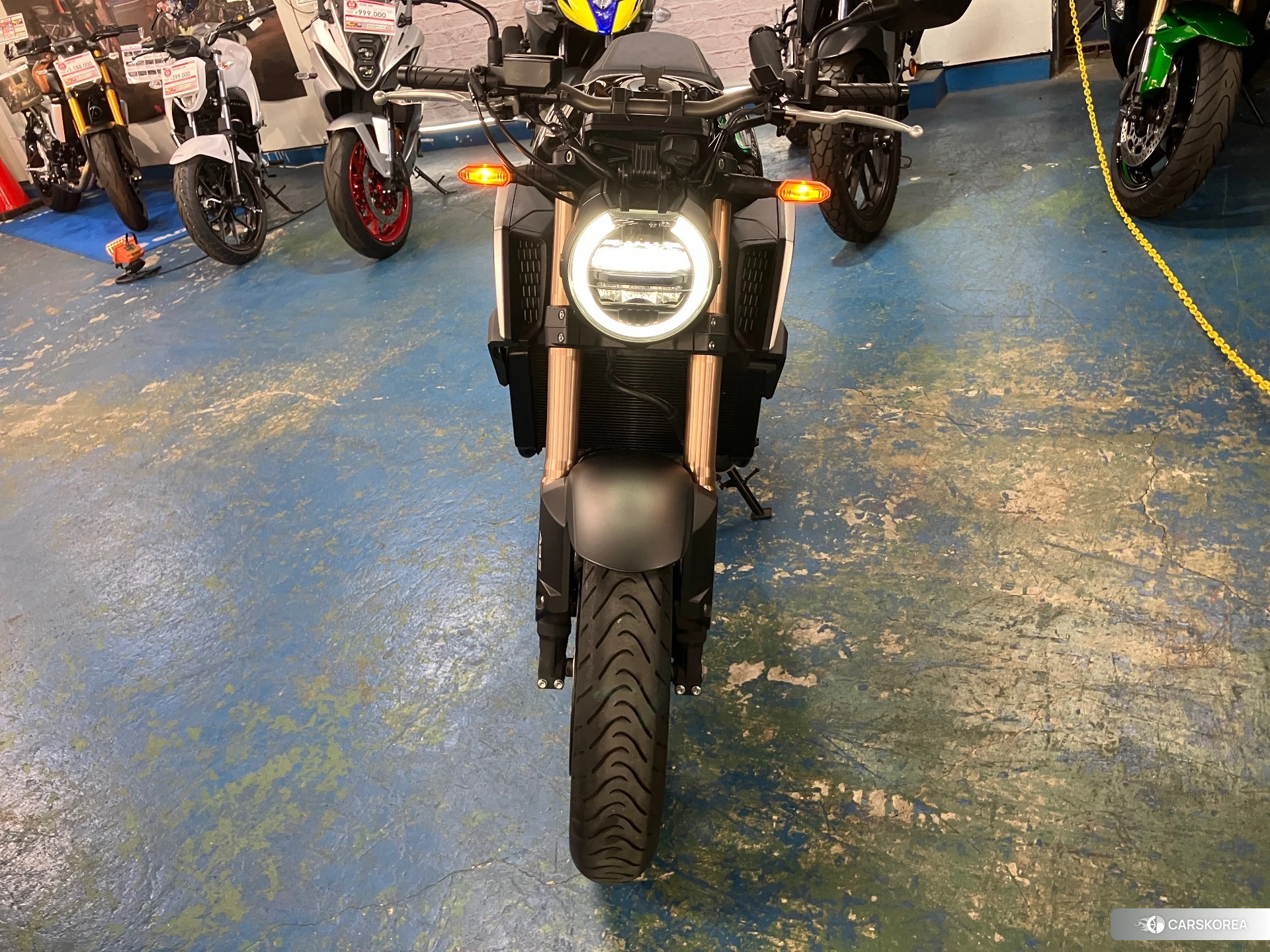 Проданный Honda CB650R id 4184933 из Японии, фото 3