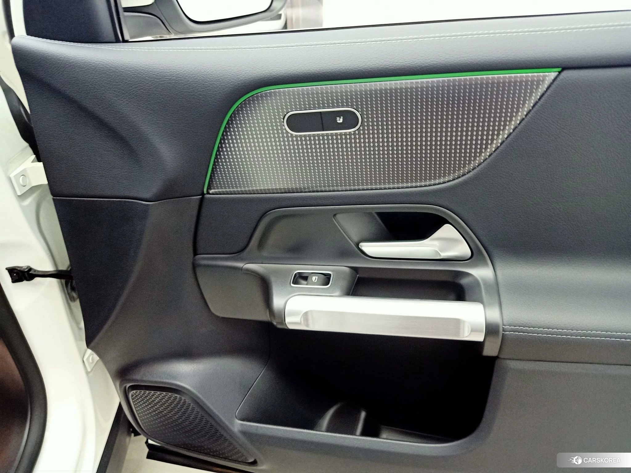 Mercedes-Benz GLB id 4473474 из Китая 21
