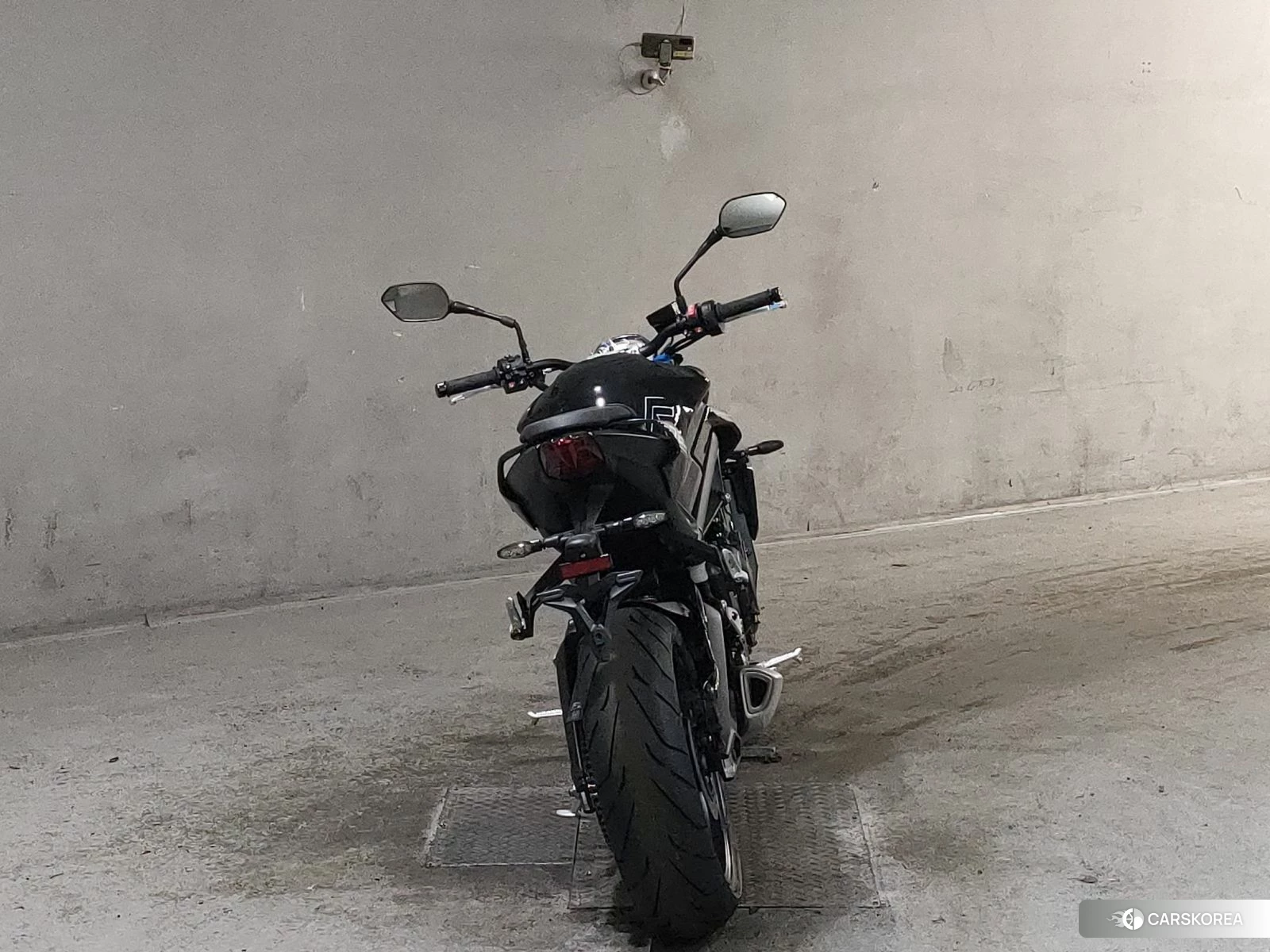 Triumph STREET TRIPLE R 2026 из Японии, фото 2