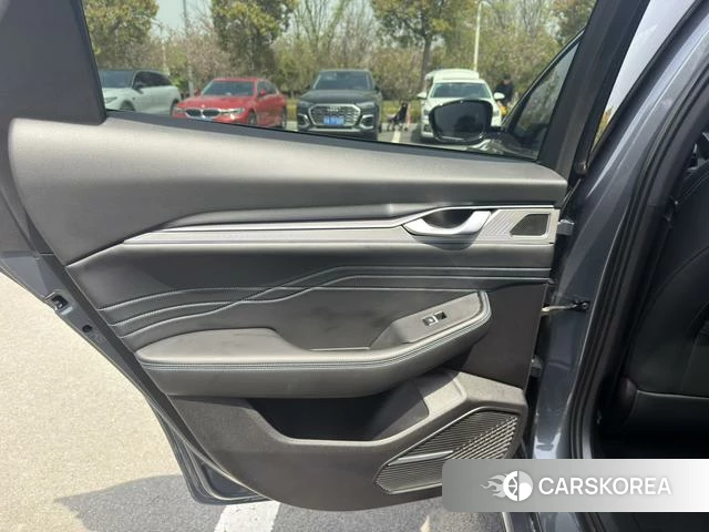 Geely Automobile Xingrui id 4241012 из Китая 20