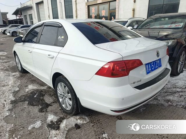 Volkswagen Bora 2021 Белый из Китая, фото 4