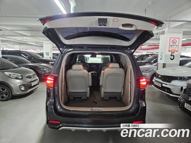 Kia The New Carnival id 2710084 из Кореи 14