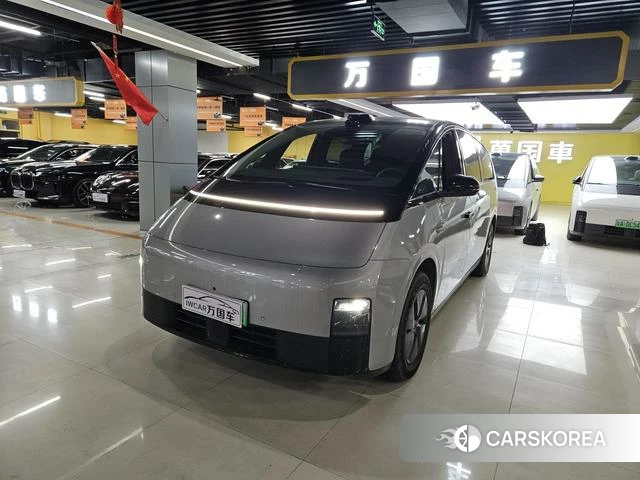 Ideal car Ideal MEGA 2024 Белый из Китая, фото 4