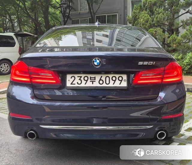 BMW 5 Series (G30) id 4482765 из Кореи 8