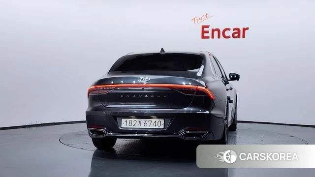 Hyundai The New Grandeur IG Hybrid id 4389885 из Кореи 29