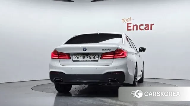 BMW 5 Series (G30) id 3708745 из Кореи 14