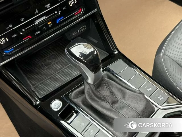 Volkswagen Passat id 4217375 из Китая 11