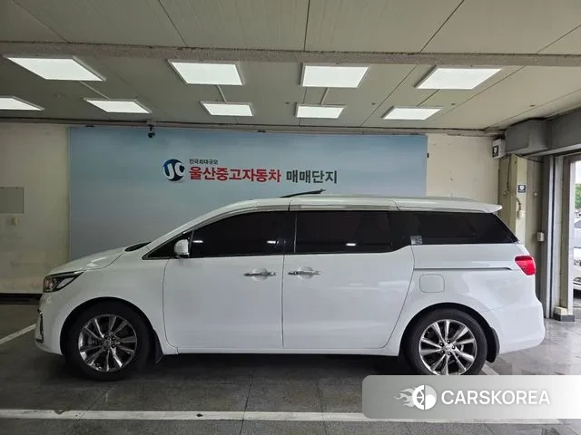 Kia The New Carnival id 3024618 из Кореи 13