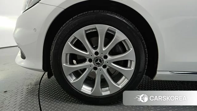 Mercedes-Benz E-Class W213 id 4251272 из Кореи 27
