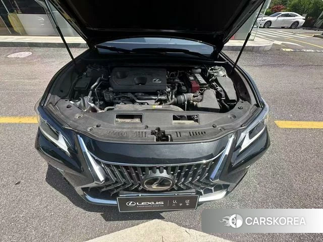 Lexus ES 2024 Темно-серый из Китая, фото 6