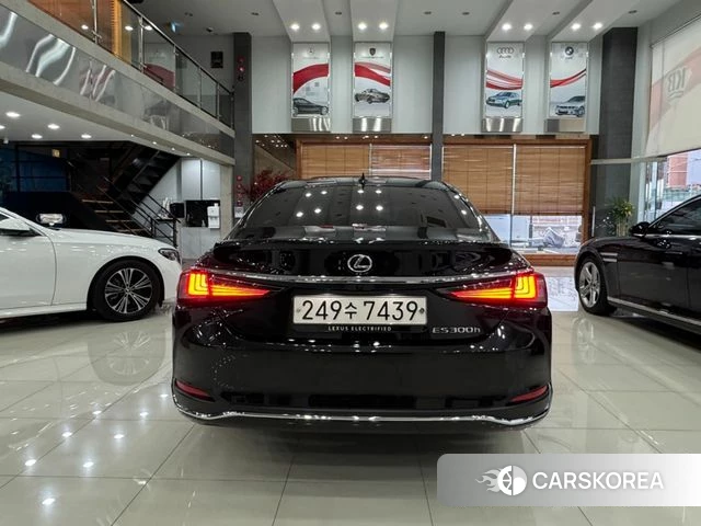 Lexus ES300h 7th generation id 4421824 из Кореи 14