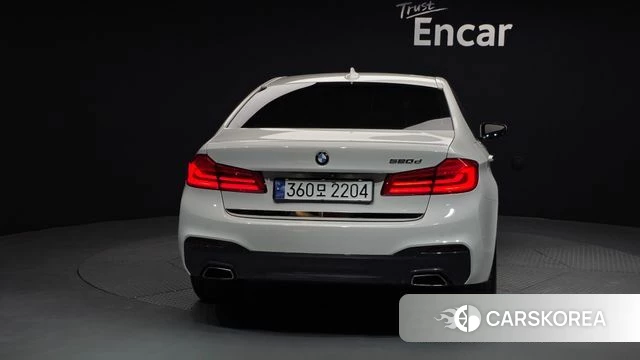 BMW 5 Series (G30) id 3900059 из Кореи 14