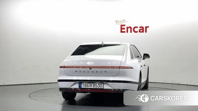 Hyundai Grandeur Hybrid (GN7) id 3002516 из Кореи 14