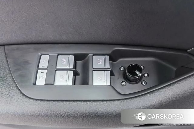Audi A6L id 4257936 из Китая 18