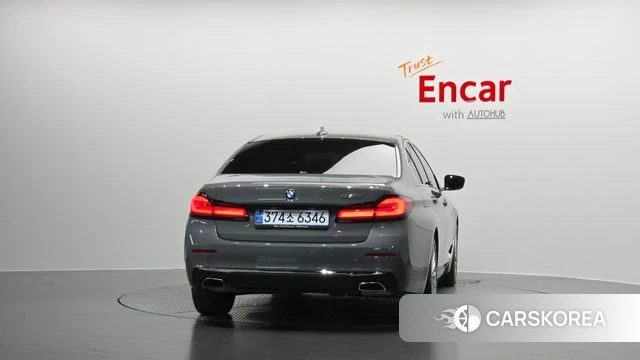 BMW 5 Series (G30) id 4524936 из Кореи 29