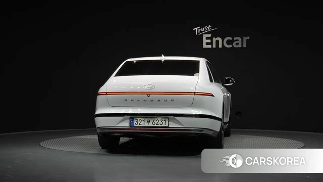 Hyundai Grandeur Hybrid (GN7) id 3963996 из Кореи 15