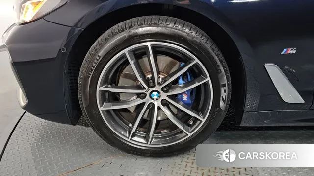 BMW 5 Series (G30) id 3016325 из Кореи 14