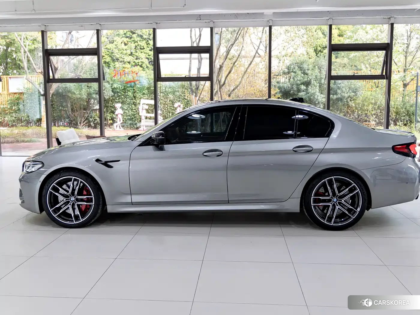 BMW M5 2021 Silver/gray из Китая, фото 4