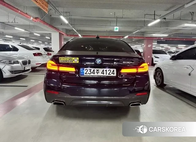 BMW 5 Series (G30) id 3453637 из Кореи 14