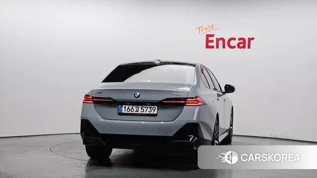 BMW 5 Series (G60) id 2930038 из Кореи 14