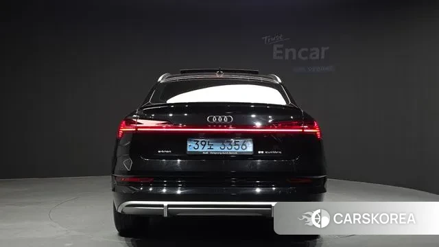 Audi e-Tron id 3597619 из Кореи 14