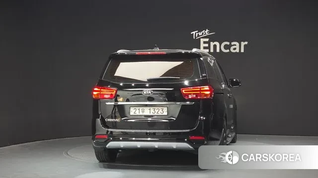 Kia The New Carnival id 3408235 из Кореи 14