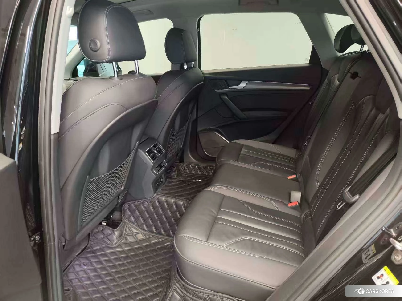 Audi Q5L id 4452981 из Китая 10