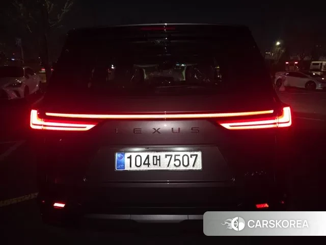 Lexus LX 4th Generation 2025 Серый из Кореи, фото 4