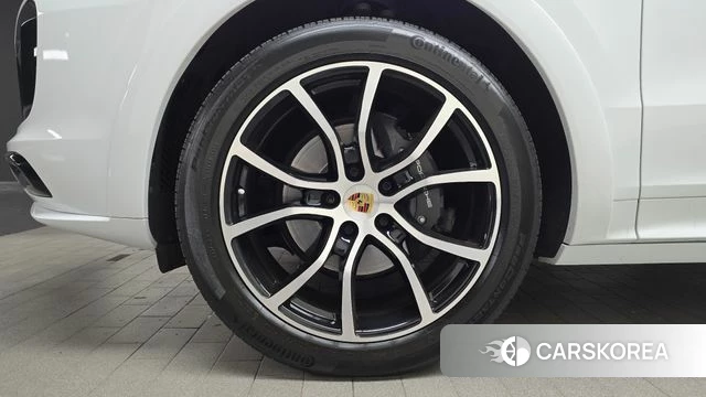Porsche Cayenne (PO536) id 4591704 из Кореи 27