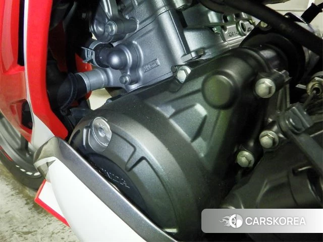 Engine photo