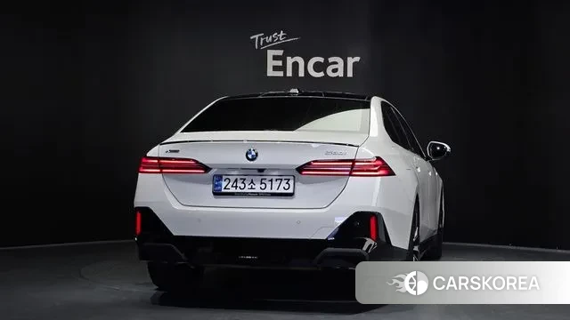 BMW 5 Series (G60) id 3057813 из Кореи 14