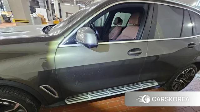 BMW X5 (G05) 2023 Коричневый из Кореи, фото 4