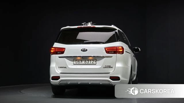 Kia The New Carnival id 4197208 из Кореи 14