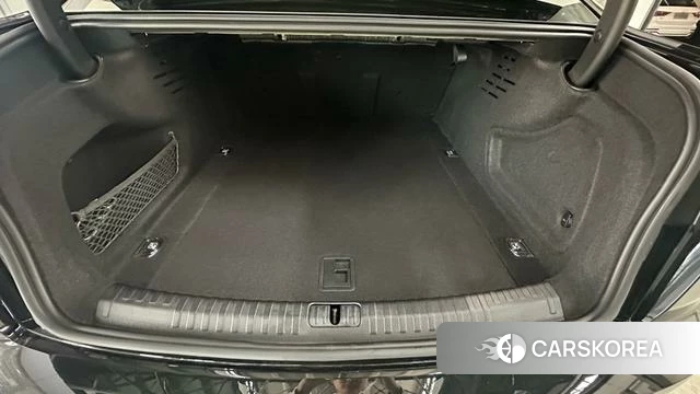 Audi A6L id 4359337 из Китая 12
