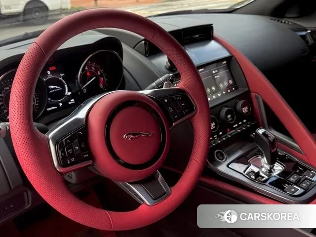 Jaguar F-TYPE 2018 Черный из Кореи, фото 5