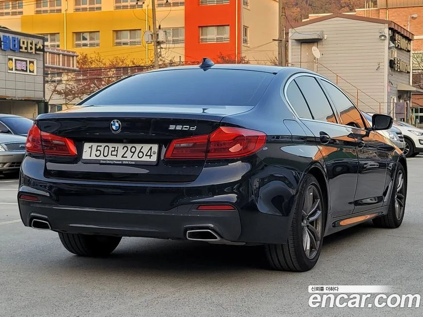 BMW 5 Series (G30) id 1995801 из Кореи 13